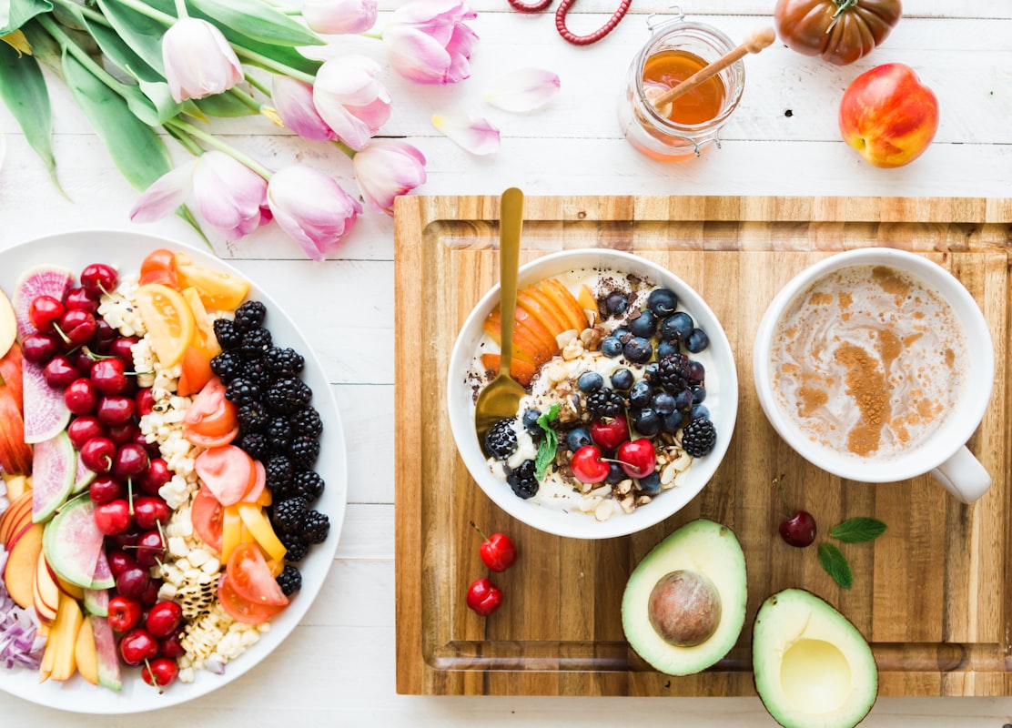 Nutricionista preparando menú personalizado